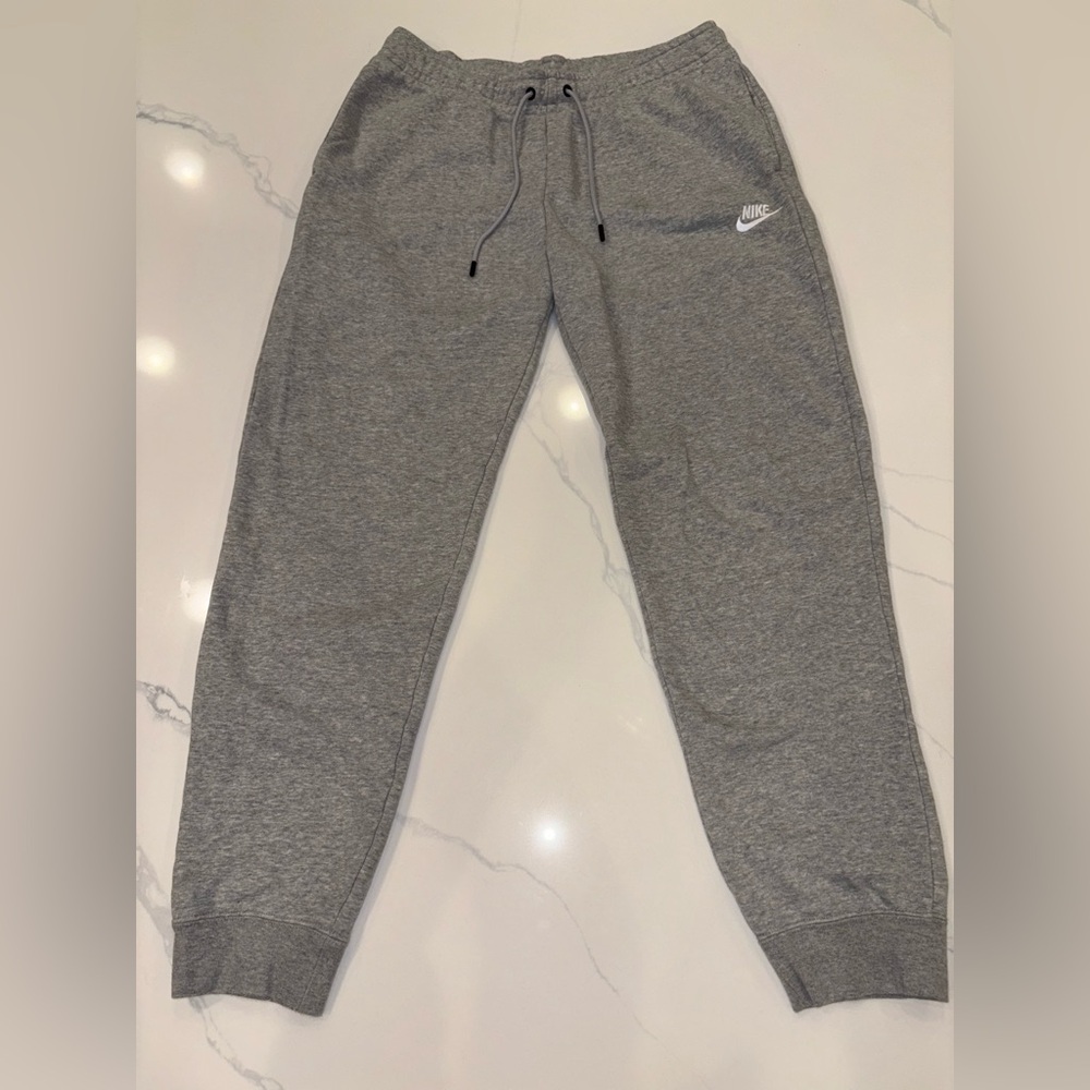 Nike Mens Gray Jogger Pants MEDIUM, GUC